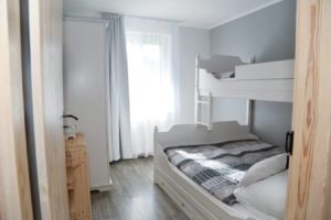 PINGWINA FRAK, sypialnia - apartament 4-5 os.